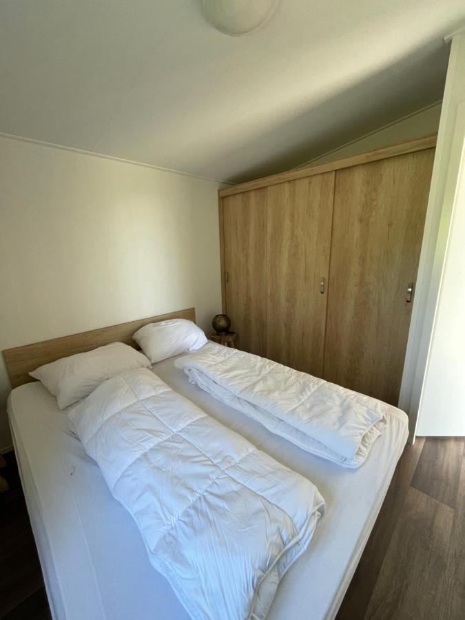 Camping de Duinhoeve Chalet Zeeland NOT FOR COMPANIES Burgh-Haamstede Buitenkant foto