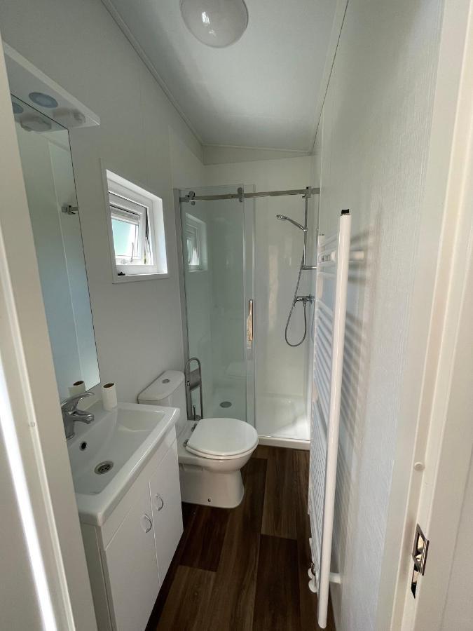 Camping de Duinhoeve Chalet Zeeland NOT FOR COMPANIES Burgh-Haamstede Buitenkant foto