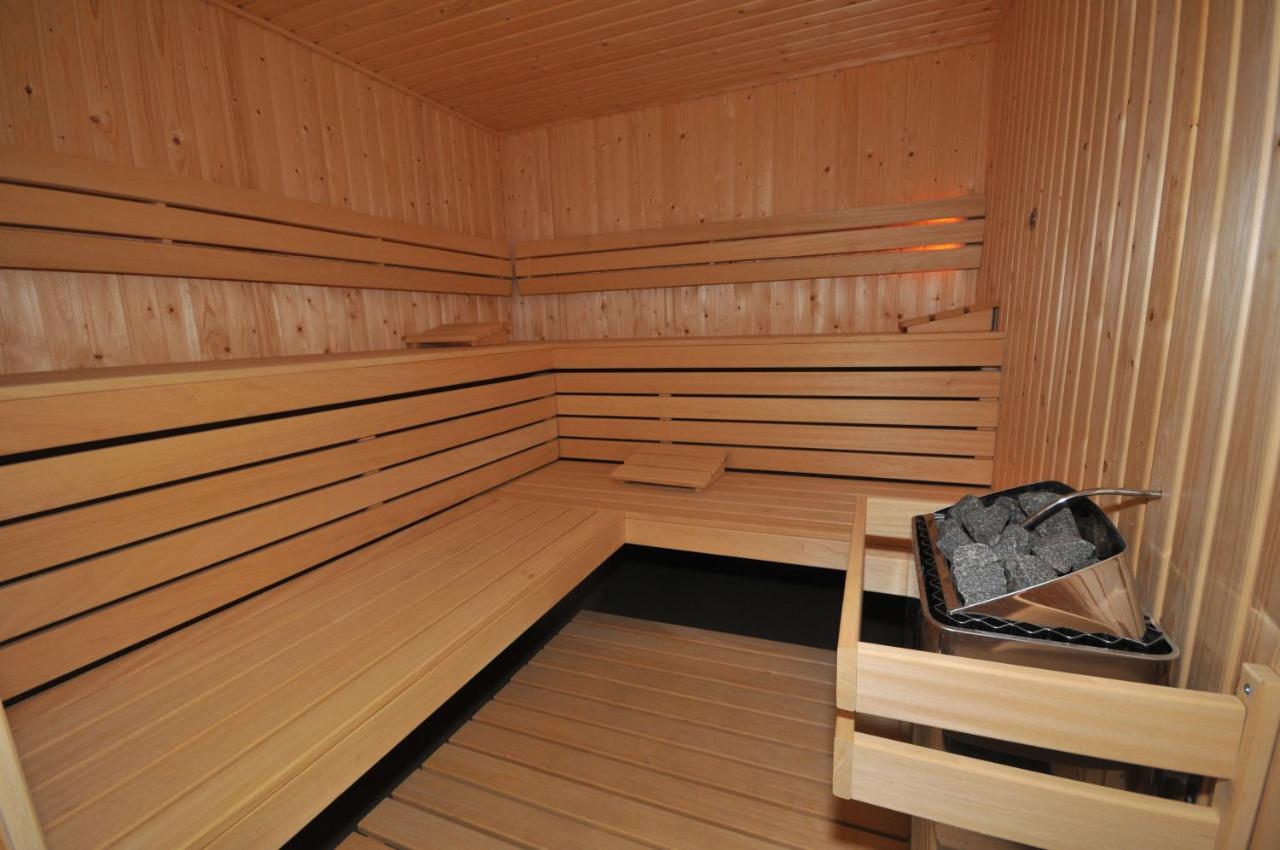Camping de Duinhoeve Chalet Zeeland NOT FOR COMPANIES Burgh-Haamstede Buitenkant foto